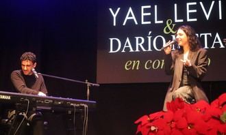 Éxito del recital navideño de Darío Meta y Yael Levi en Cabanillas