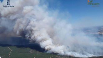 El incendio de La Mierla ya afecta a 32.000 hectáreas y frena su avance
