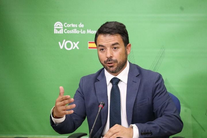 VOX CLM alerta sobre el desabastecimiento de medicamentos y la escasez de antidepresivos en las farmacias de la región