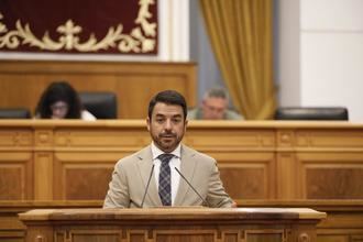 VOX exige transparencia sobre la factura sanitaria de la inmigración ilegal mientras el SESCAM colapsa