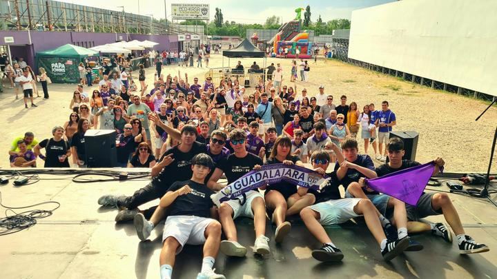 Javier Matía, el cantautor agricultor, vuelve a los escenarios en Almonacid de Zorita