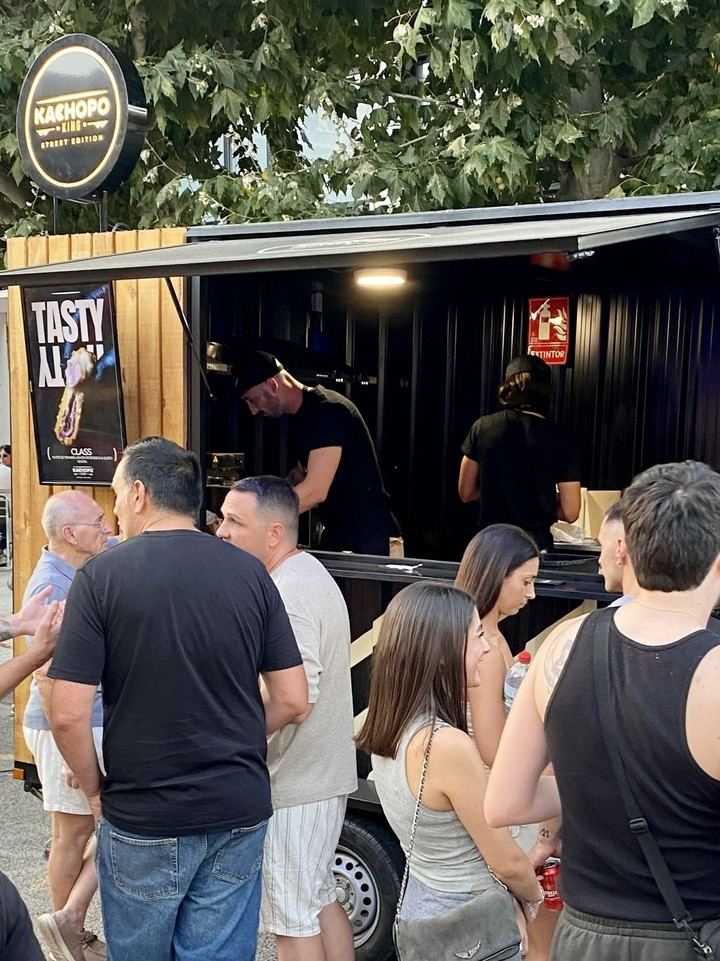 Kachopo King lanza su Foodtruck franquiciable tras vender 500 cachopos en su debut