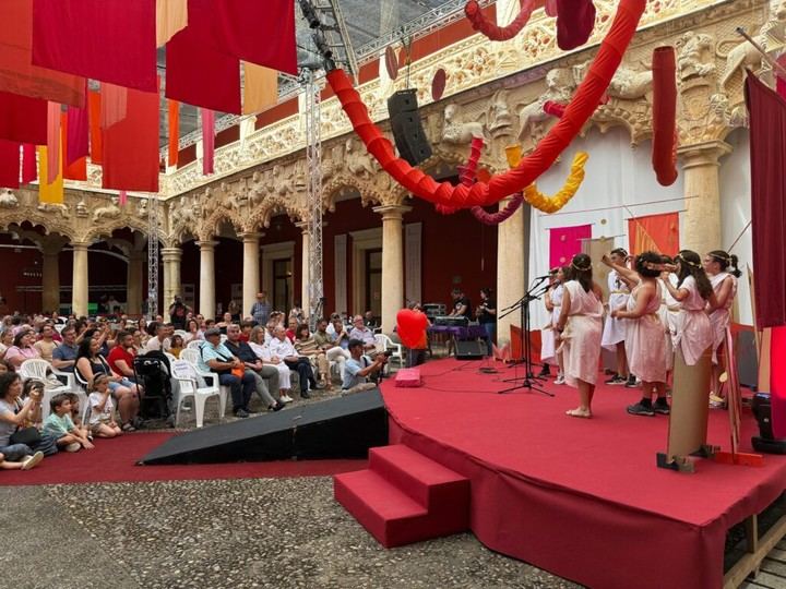 Guadalajara da inicio al 34º Maratón de los Cuentos con mitología y valores