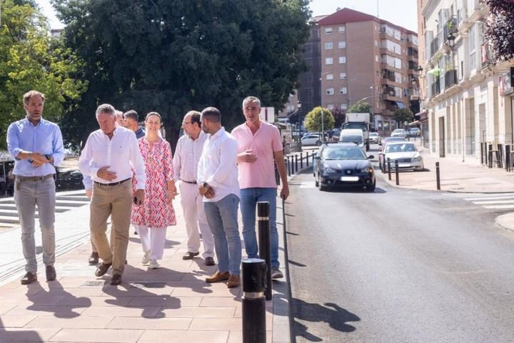 La alcaldesa elogia la rápida finalización de las obras de asfaltado en Guadalajara