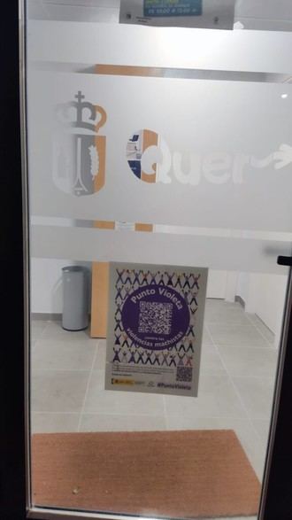 La Biblioteca de Quer se convierte en un Punto Violeta para mujeres víctimas de violencia de género