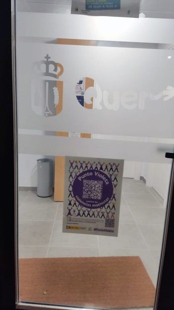 La Biblioteca de Quer se convierte en un Punto Violeta para mujeres víctimas de violencia de género