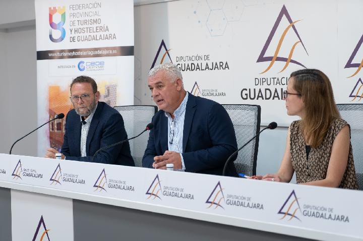 La Diputación lanza ‘Conoce tu Provincia’ para asociaciones de Mujeres y Mayores