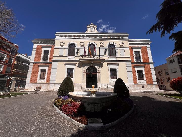 Diputación de Guadalajara se opone a recortes en paradas de autobús entre Madrid y Valencia