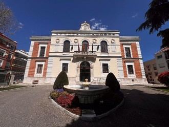 Diputación de Guadalajara se opone a recortes en paradas de autobús entre Madrid y Valencia