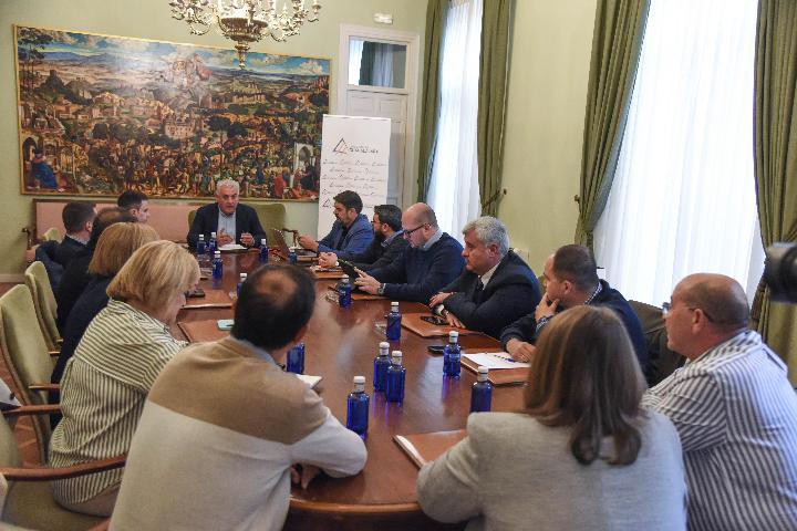 Diputación de Guadalajara impulsa Zona Franca con apoyo de alcaldes del Corredor del Henares