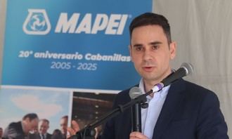 Mapei conmemora dos décadas de su planta en Cabanillas del Campo