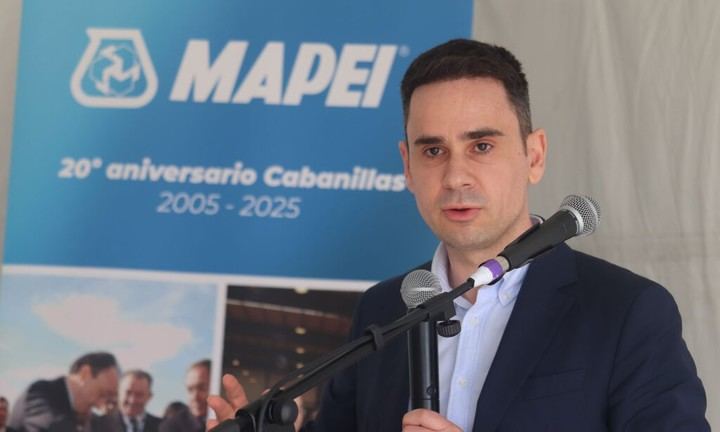 Mapei conmemora dos décadas de su planta en Cabanillas del Campo