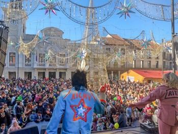 Los niños de Guadalajara celebran el Año Nuevo con Campanadas Infantiles en la Plaza Mayor