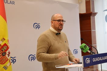 Lucas Castillo: No podemos aceptar que tengamos un sistema ferroviario cada vez más frágil, exigimos a Sánchez un servicio digno, viable y seguro para los guadalajareños