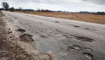 VOX alerta del riesgo en las carreteras por el abandono de la red autonómica por parte de la Junta de Page