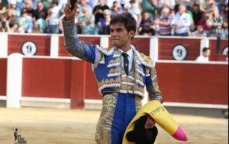 Manuel Caballero sustituye a Morante de la Puebla y tomará la alternativa con un cartel de lujo en Albacete