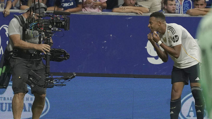 0-3. Un inspirado Mbappé y un enrabietado Vinicius fulminan al Oviedo