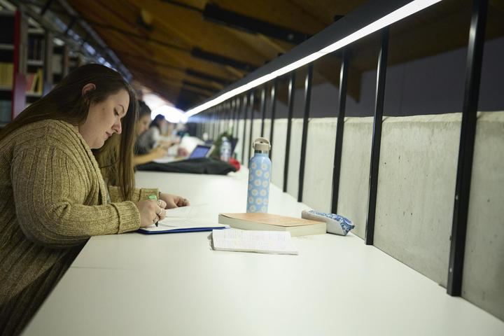 El 20 de mayo se abre la preinscripción en las 13 nuevas microcredenciales subvencionadas de la UAH