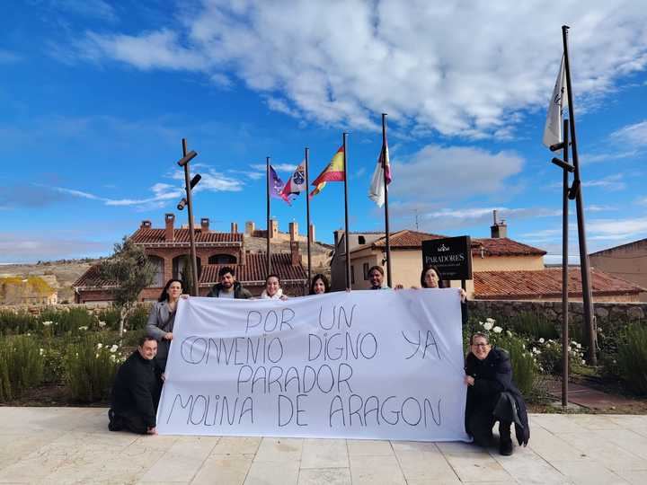 Las trabajadoras y trabajadores de Paradores (también los Sigüenza y Molina) vuelven a movilizarse ante la falta de avances de sus reclamaciones
