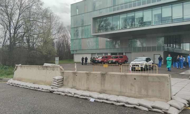 Llegan los militares de la UME para levantar un dique de contención en Toledo