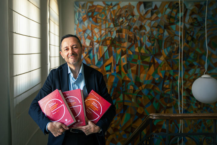 La Nueva Gramática del español, una obra magna con el 'sello' de la Universidad de Alcalá