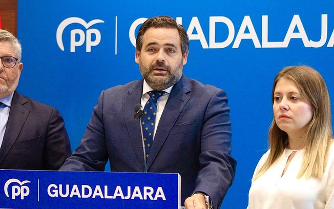 El PP C-LM pide que Page comparezca en las Cortes para explicar la gestión del Gobierno en el incendio de Peñalba de la Sierra
