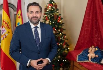 Núñez felicita la Navidad apelando a una Castilla-La Mancha que se sienta representada con honestidad y exige más ejemplaridad en la vida pública