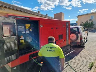 Pareja responde con eficacia y solidaridad ante el apagón eléctrico