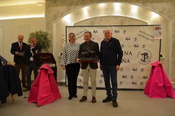 La Peña Taurina de Jadraque entrega sus galardones anuales en una gala celebrada en el Hostal El Castillo