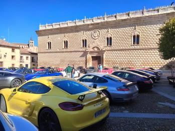 Cogolludo reúne más de un centenar de Porsche en una jornada que llenó de motor y turismo la villa ducal