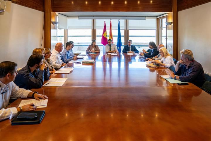 El PP-CLM muestra su preocupación por el posible cierre de los puestos de atención permanente sanitaria en once localidades de la región, 3 en Guadalajara