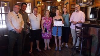 Tres bares reciben premios por los votos de la ruta de la tapa en Alovera.