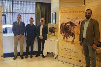 El torero Fernando Robleño, Medalla de Oro en la IV Gala ProGuadaTauro 2025