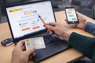 Quer organiza jornada para facilitar trámites digitales a sus vecinos