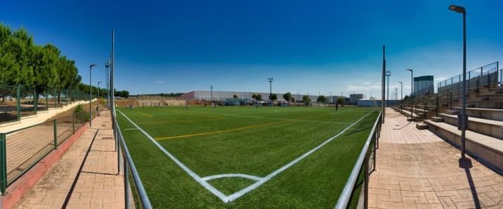 Quer y CD Salesianos renuevan convenio para la Escuela Municipal de Fútbol