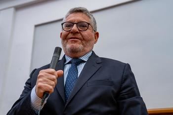 El velo de la Virgen no es un burka