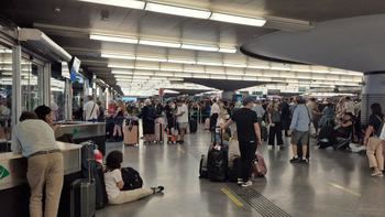 CAOS RENFE : Decenas de trenes con retrasos en Atocha en un sábado con nuevas incidencias