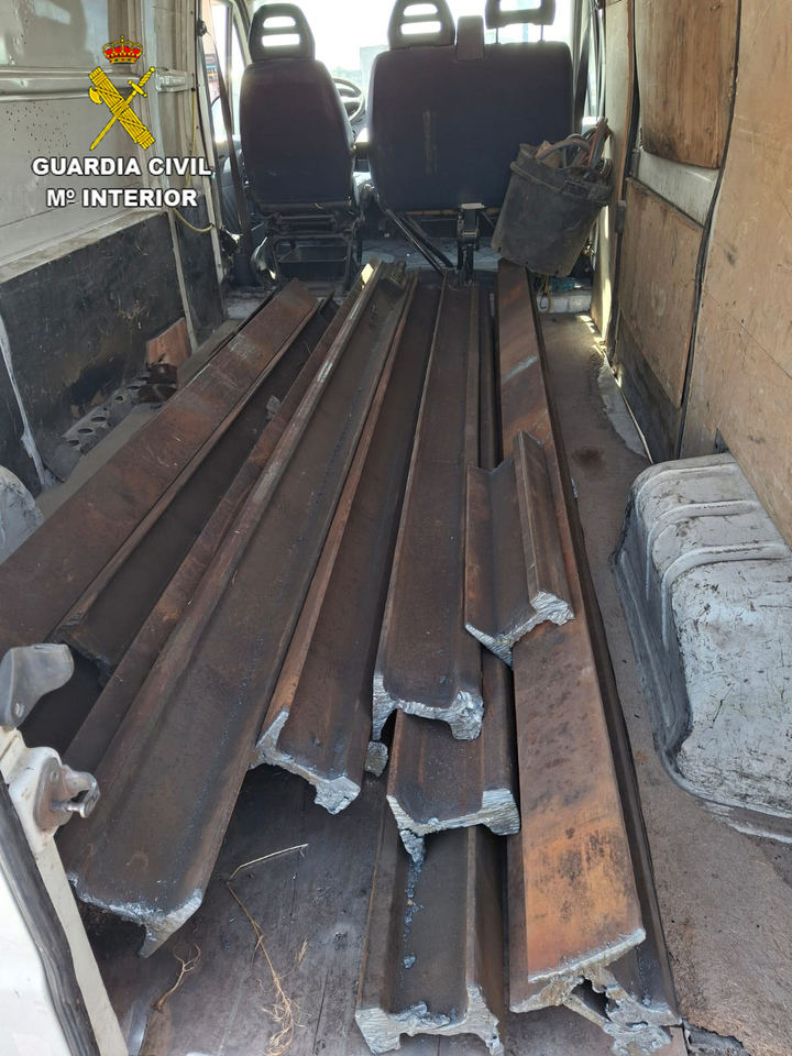 Detenidos en Guadalajara cuatro miembros de un clan familiar dedicado a la sustracción de material ferroviario