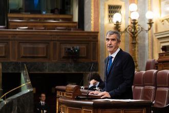 Román pregunta en el Congreso por los planes de cierre de la oficina de Correos del Ferial Plaza y en qué situación quedarían sus trabajadores