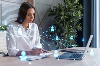 Crecimiento del 119% en el uso de agentes de IA en empresas durante el primer semestre de 2025