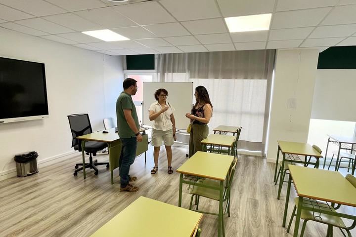 El Ayuntamiento de Azuqueca colabora con el IES San Isidro con la cesión de aulas en El Foro