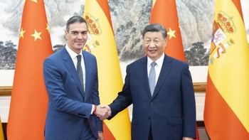 Bruselas critica a Sánchez por atraer empresas chinas que esquivan aranceles