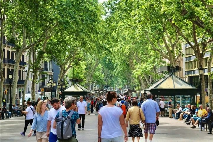 Barcelona supera a Londres y Los Ángeles en turismo y vida nocturna, según estudio