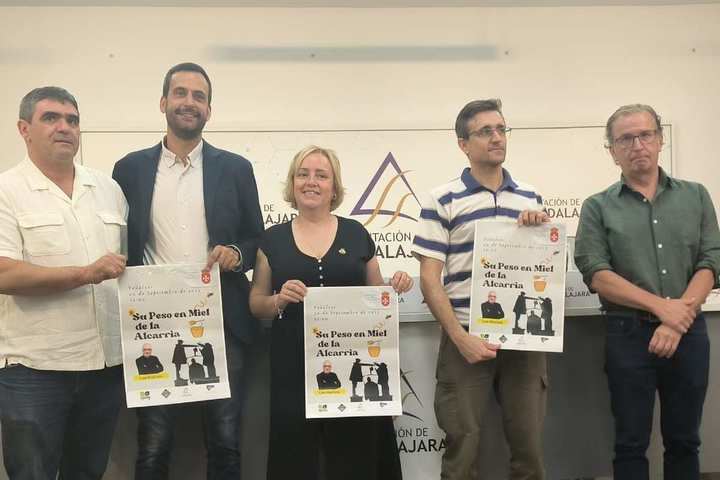 El actor Leo Harlem recibirá en Peñalver el Premio 'Su Peso en Miel de la Alcarria'