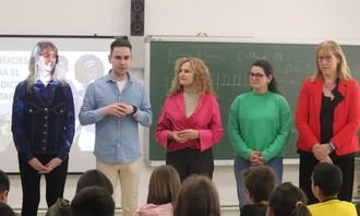 Taller educativo sobre reciclaje en el Colegio San Blas por el Día del Reciclaje