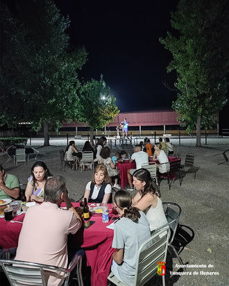 Yunquera de Henares sigue disfrutando de su agenda de verano con cine al aire libre y música en directo