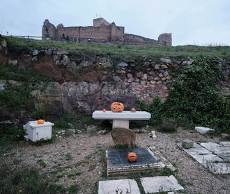 Noche de Ánimas en Trasmoz (Zaragoza), a las faldas del Moncayo