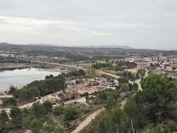 Sacedón estalla contra los sucesivos trasvases ajenos a las sentencias del Supremo y exige al Gobierno que deje ya de esquilmar Entrepeñas