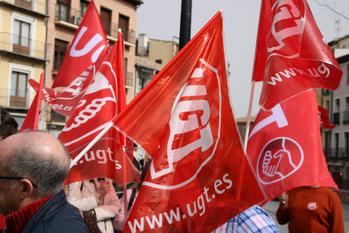 UGT valora el seguimiento masivo de la huelga parcial del centro logístico de LOreal de Quer