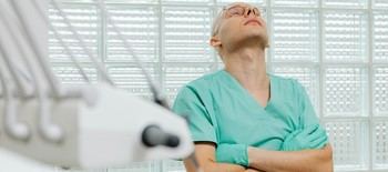 Un tercio de los sanitarios en Europa sufre depresión o ansiedad